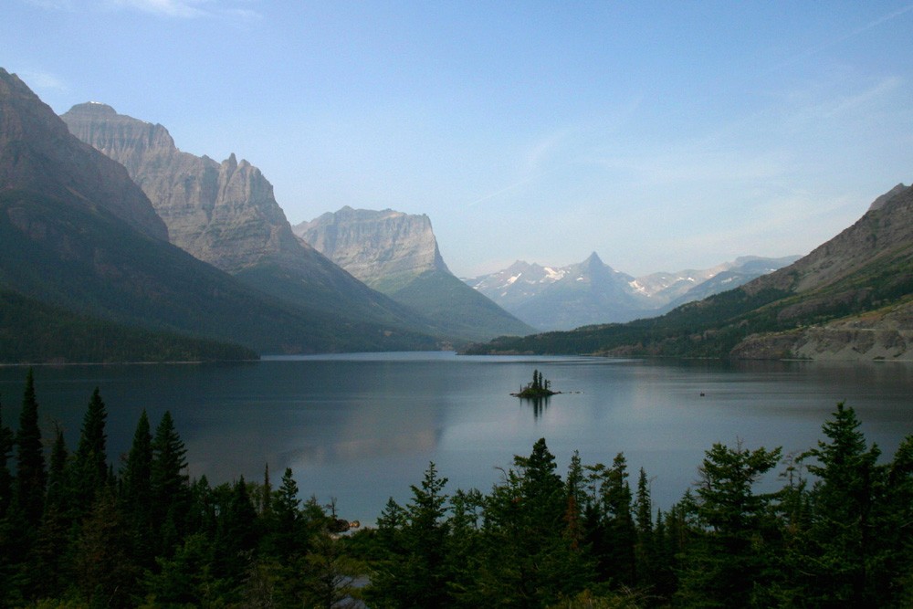 st_mary_lake.jpg